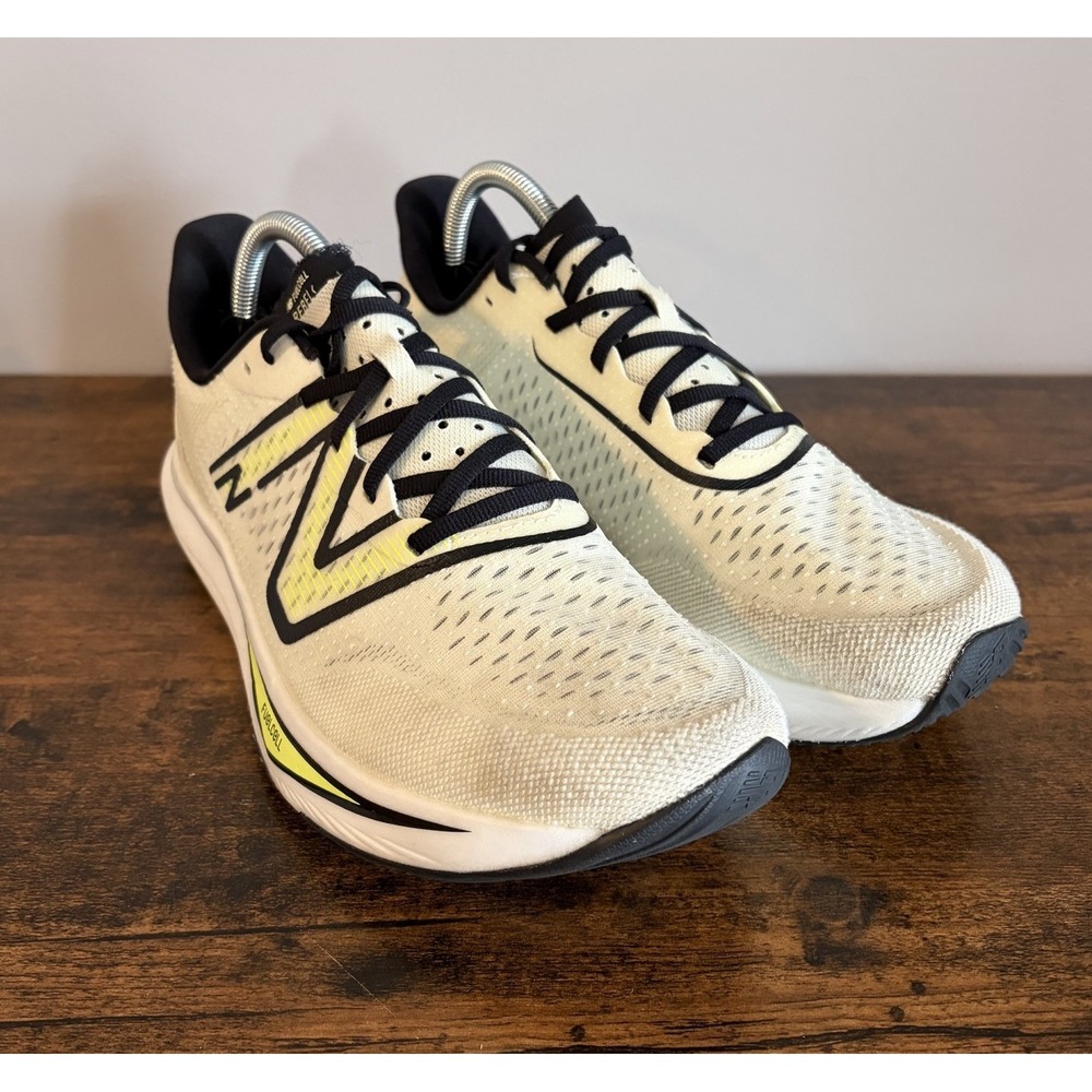 New Balance FuelCell Rebel v3 Pistachio Butter Black Men MFCXCT3  9.5 D
